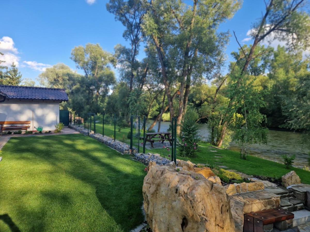 Villa Garden Bešeňová 外观 照片