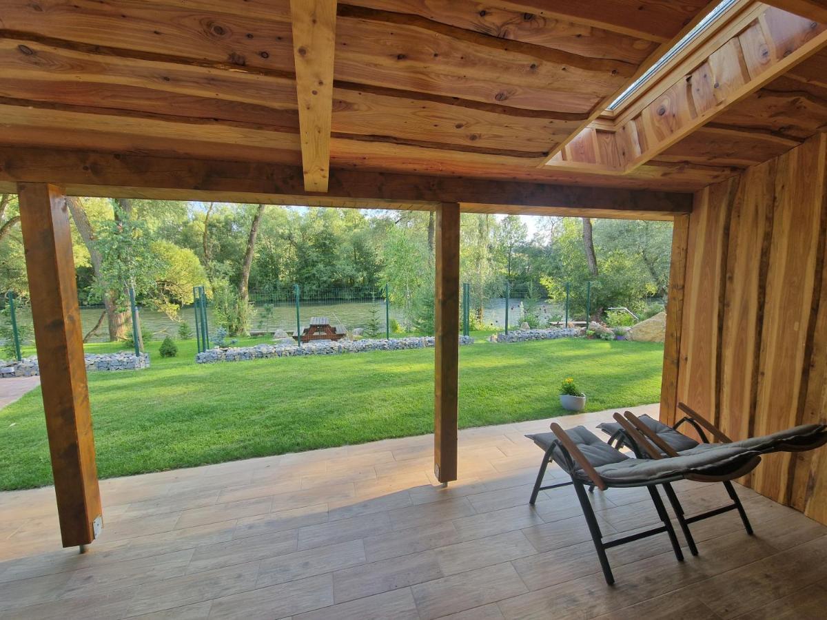 Villa Garden Bešeňová 外观 照片