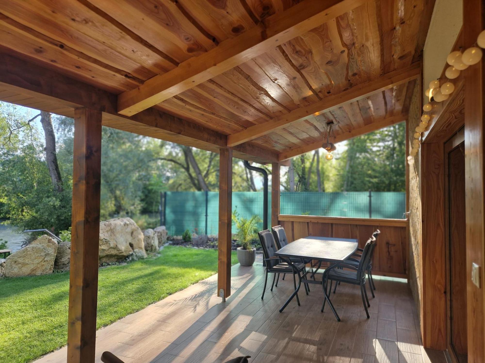 Villa Garden Bešeňová 外观 照片