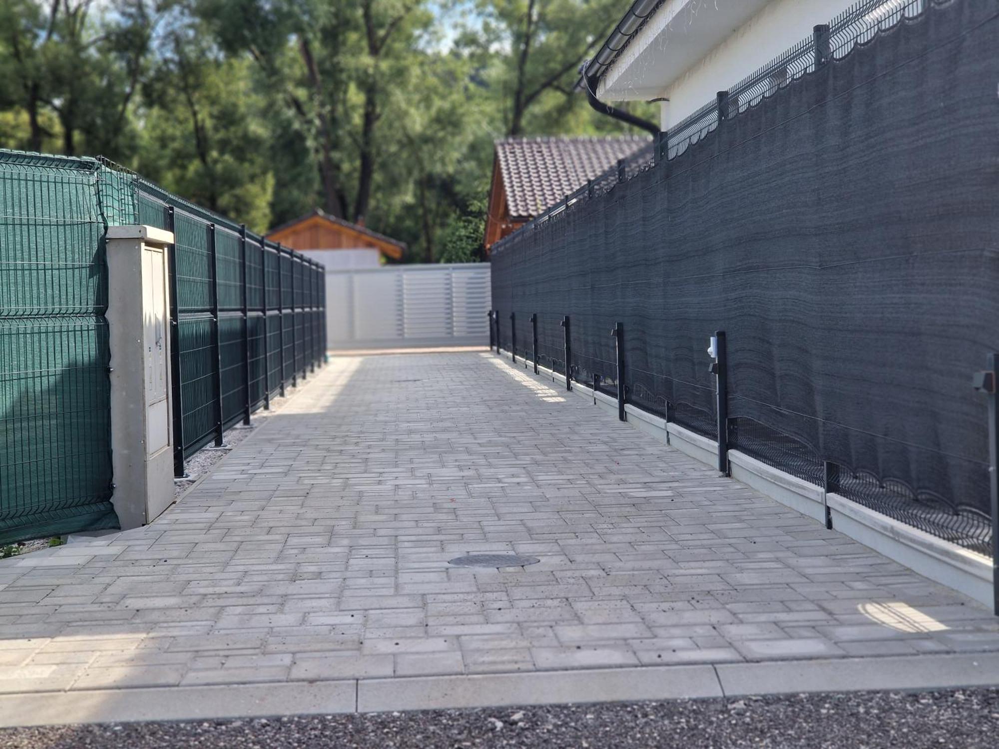 Villa Garden Bešeňová 外观 照片
